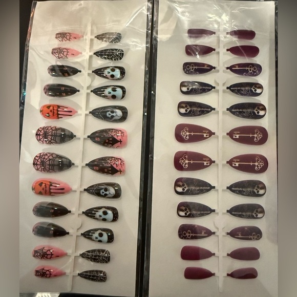 Wet n Wild Halloween Nail Art and Eyelashes Set. NWT get all 3! - Picture 2 of 3